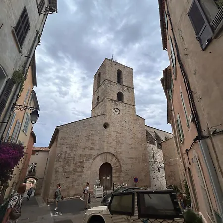 Appartamento Superbe Climatise Pres De La Noailles Hyères